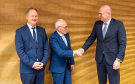 WEINIG preberá výrobcu brúsiek Stähle-HESS